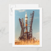 ソユーズ宇宙船のバイコヌールへの設置 ポストカード (正面/裏面)