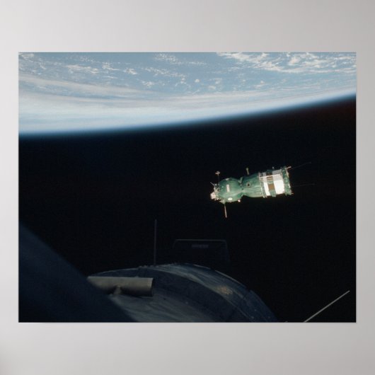 ソユーズ宇宙船（アポロ・ソユーズ試験計画） ポスター (正面)