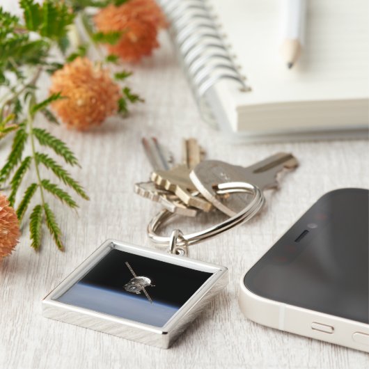 ソユーズTMA-11宇宙船は地球の水平上空に キーホルダー (側面)