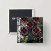 ソユーズTMA-14宇宙船のブースター 缶バッジ (正面&裏面)