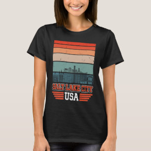 ソルトレイクシティユタUSAレトロヴィンテージサンセットスカイリ Tシャツ