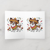 ソンブレロとサラペを着たフィエスタパピヨン犬 箔グリーティングカード (内側レイダウン)