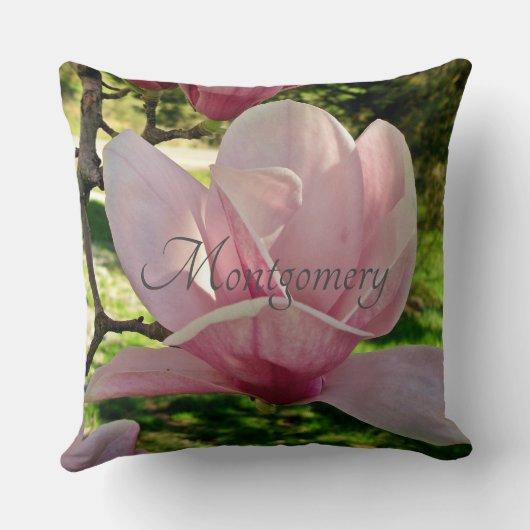 ソーサーパーソナライズされたマグノリアの花 クッション (裏面)