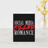 ソーシャルメディアがロマンスを殺した レトロバレンタインTシャツ カード (黄色い花)