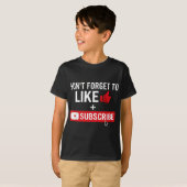 ソーシャルメディアのインフルエンサーLikeおよびSubscribe Tシャツ (正面フル)