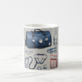 ソーシャルメディアのスポットライト:輝く明るいマグカップ コーヒーマグカップ (中央)