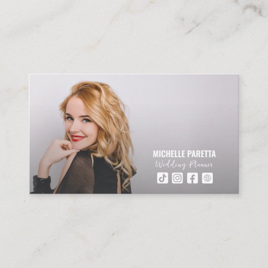 ソーシャルメディアのプロフィール写真 名刺 (正面)