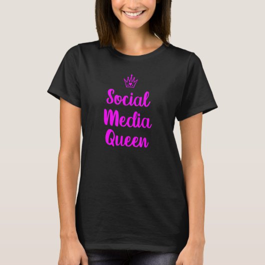 ソーシャルメディアの女王 Tシャツ (正面)
