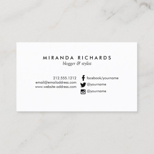 ソーシャルメディアはっきりしたを使ったブラシストロークの増加 名刺 (裏面)