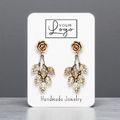 ソーシャルメディアを使ってロゴのイヤリングを大きく表示 名刺