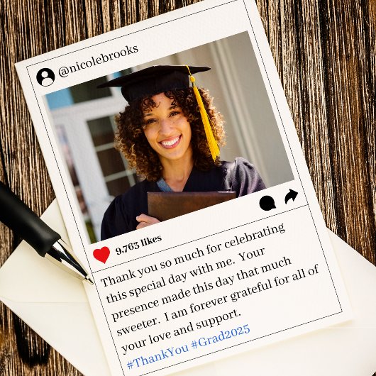 ソーシャルメディア投稿写真卒業感謝 サンキューカード