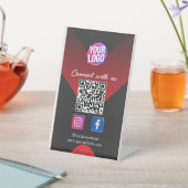 ソーシャルメディアQRコードレッドブラックビジネスカード 台座サイン (インサイチュ)