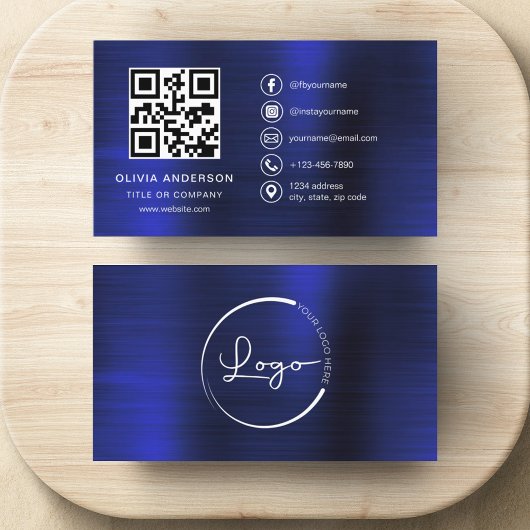 ソーシャルメディモダンアアイコンを使用したミニマルなロゴ 名刺