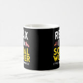 ソーシャルワーカーのおもしろいなギャグのコーヒー・マグは労働者を習得します コーヒーマグカップ (中央)