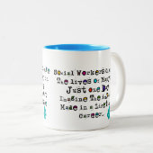 ソーシャルワーカーの引用文のコーヒー・マグ ツートーンマグカップ (正面右)