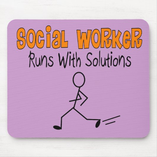 ソーシャルワーカーの"解決"のおもしろいなギフトと走ります マウスパッド (正面)