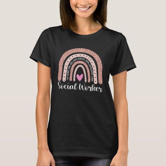 ソーシャルワーカー 愛のレインボーヒョウ柄 引用 Tシャツ (正面)
