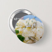 ソーセージとマスタードのポテトサラダ 缶バッジ (正面&裏面)