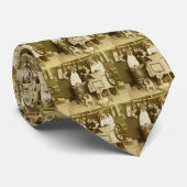 ソーセージを食べてみて!私たちが作ったものが分かる ネクタイ (ロール)