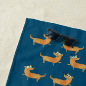 ソーセージ犬のパターン   ビーチタオル (インサイチュ)