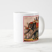 ゾウとサーカスの演技をする男性。 ジャンボコーヒーマグカップ (正面右)