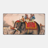 ゾウとサーカスの演技をする男性。 デスクマット (正面)