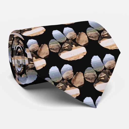 ゾウのタッグ戦時の足跡付きネックタイ ネクタイ (ロール)