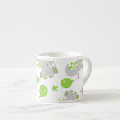 ゾウのパターン、かわいいゾウ – 緑の灰色 エスプレッソカップ (正面右)