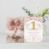 ゾウの双子の女の子が1歳の誕生日　双子の写真 招待状 (スタンド正面)