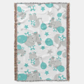 ゾウの模様、かわいいゾウ – 青い灰色 スローブランケット (正面縦)