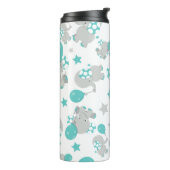 ゾウの模様、かわいいゾウ – 青い灰色 タンブラー (回転左)