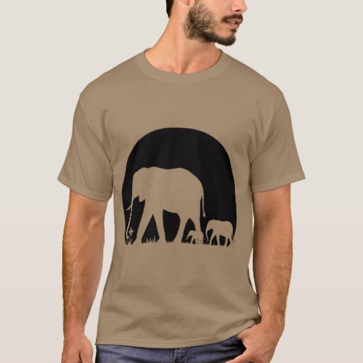 ゾウの群れの少年 楽しい Tシャツ (正面)