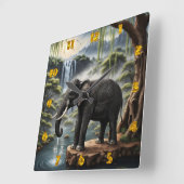 ゾウ威厳のあるズが穏やかな滝で飲む スクエア壁時計 (傾斜)