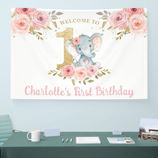ゾウ1歳の誕生日ワンピンクフローラ背景 横断幕 (トレードショー)