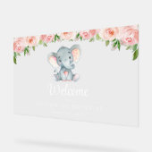 ゾウ、ピンクの花、最初の誕生日歓迎 アクリルサイン (傾斜)