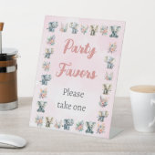 ゾウ&ボホジャングル花オンピンク誕生日 台座サイン (インサイチュ)