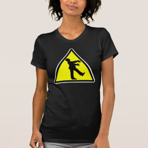 ゾンビの交差によって破壊されるTシャツ Tシャツ