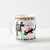 ゾンビの急な動き旅行のマグ コーヒーマグカップ (正面左)