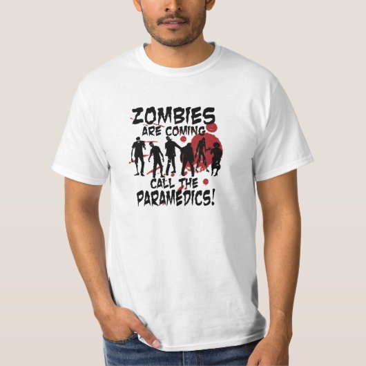 ゾンビは呼出しを救急医療隊員のTシャツ来ています Tシャツ (正面)