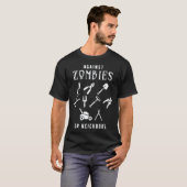 ゾンビまたは隣人の庭に対抗するガーデニング4 Tシャツ (正面フル)