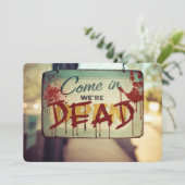 ゾンビアポカリプス我々は死んだレトロサインハロウィーン 招待状 (スタンド正面)