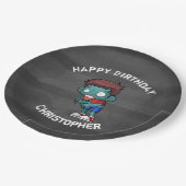 ゾンビクールガイが脳を探すハッピーバースデー ペーパープレート (アングル)