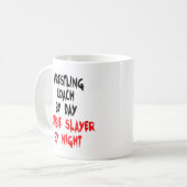 ゾンビレイヤーレスリングコーチ マグカップ (正面左)