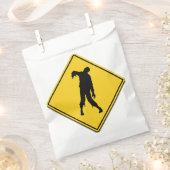 ゾンビ警告のハロウィーン フェイバーバッグ (クリップ留めされた状態)