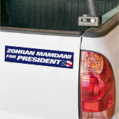 ゾーラン・マムダニ大統領2028 バンパーステッカー (トラック上)