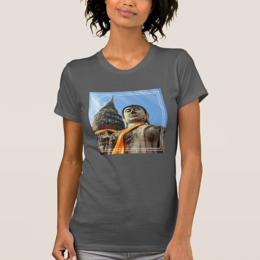 タイのアユタヤの大きな仏像 Tシャツ (正面)