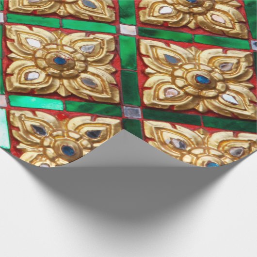 タイのテンプルタイの壁内のタイのパターン ラッピングペーパー (角)