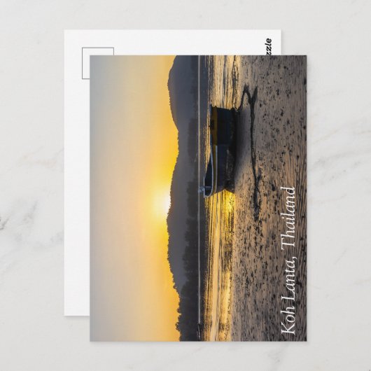 タイのランタ島のビーチに乗った船の上の日の出 ポストカード (正面/裏面)