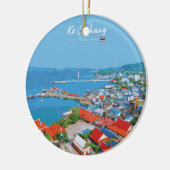 タイの島、コーシーチャン - 色とどろく港の景色 セラミックオーナメント (左)