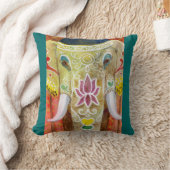 タイの色彩の鮮やかな象 クッション (ブランケット)